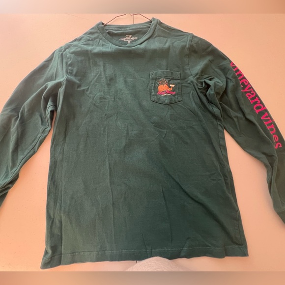 VINEYARD VINES GREEN CHRISTMAS LONG SLEEVE KIDS POCKET TEE MEDIUM (12-14) - Picture 6 of 9